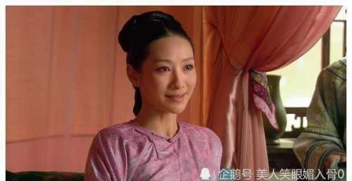 安陵容怀孕，甄嬛去探视时，这三点细节你注意到了吗？