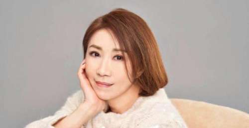 著名歌星李翊君：爱婆婆就是爱自己，对湖北武汉情有独钟