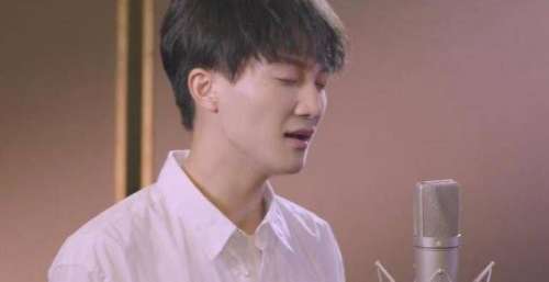 ，看我自己和自己玩，一个人也能直破穹苍