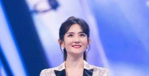 结婚生子后的谢娜，难寻事业上升空间，她到底做错了什么