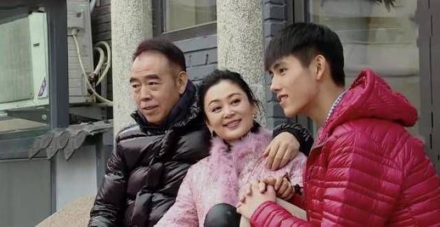 “星二代”含量超标，父母护送出道，却只有这4位超越了父母光环