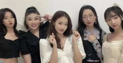 2000万赞！一高校“女团”火了
