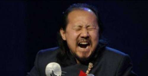 如今的腾格尔，算不算歌坛奇葩？