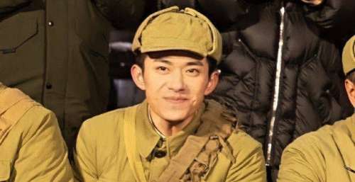 王一博新电影正式官宣，搭档影帝梁朝伟，与《长津湖》为同系列