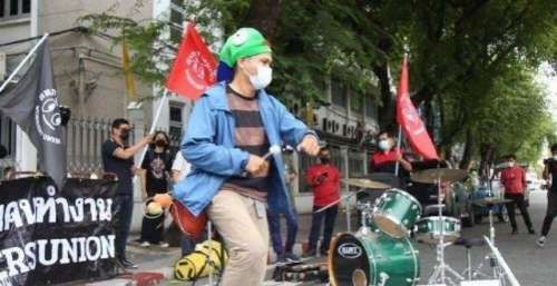 身无分文借钱度日！泰国驻唱歌手呼吁政府允许娱乐场所营业