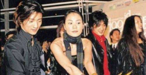 谢霆锋：抛妻弃子，与王菲复合，他到底是“渣男”还是“情种”？