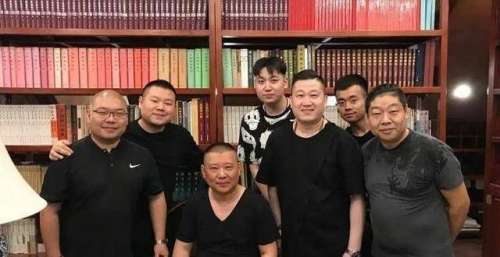 北京德云社小剧场即将恢复演出，明天开始售票，下周一正式演出