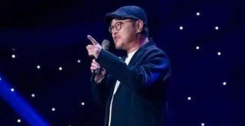 辽宁大叔不一般，靠模仿登上了央视，和刘德华同台，唱3首歌一万五