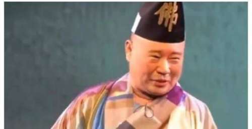 说相声的艺人那么多，为什么观众却独独喜欢郭德纲？