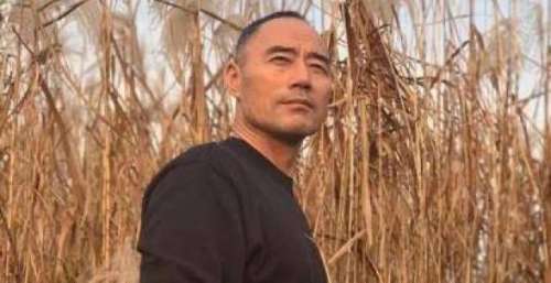 “旭日阳刚”的消亡，从穷人变明星的膨胀开始，早已形同陌路