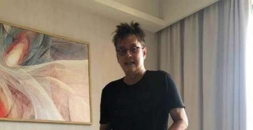 谭咏麟事件后续！对方再曝酒店照跟聊天截图，坦言不接受公关