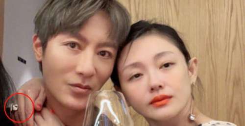 大S离婚后首现身，和好友聚会喝酒心情好，无名指上的戒指成亮点