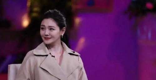 大S官宣离婚，前夜惊现“琼瑶式剧情”：离婚女人，从放下开始！