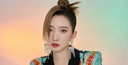 孟美岐接受采访高调复出，直言自己很优秀，只是不被网友所理解