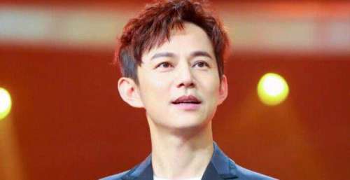 《快乐大本营》停播两个月后，迎来了新动态，主持阵容却成焦点