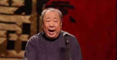 “冒充”郭德纲演出事件，李文山收徒仪式现场失控，观众不买账？
