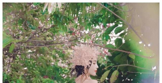 Angelababy这也太美了吧，一身长裙宛如绝美的仙子