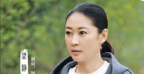 向往5全家一起去春游，大家都穿秋装，唯独张艺兴在“过冬”