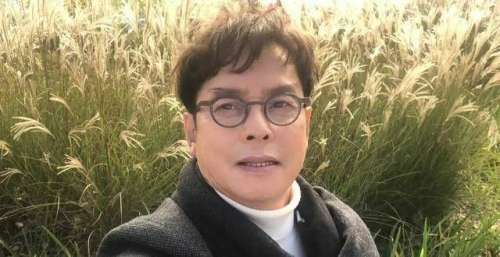 有2个老婆的70岁谭咏麟被爆睡小4轮的粉，网红怒发声辟谣称会报警！