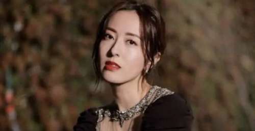 TVB台庆颁奖变分猪肉，富二代小花9项提名领跑，唐诗咏差点挂零蛋