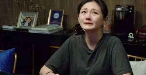 大S汪小菲并不是和平离婚，张兰被谣言气病，安以轩晒豪宅心情好