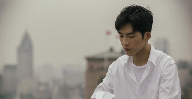 杨紫高流量时代已经过去了吗？《女心理师》不合理中又带点真实