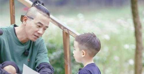 吴尊晒《爸爸去哪儿5》聚会合照，小孩子们都长大，画风超温馨
