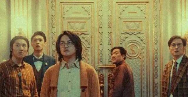 《扬名立万》《门锁》领跑贺岁档｜一周票房＆电影