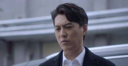 收视率破2！34岁陈晓“换脸式”演技被央视点赞，这男人有多狠？