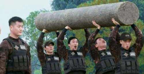 热度第一，登287个热搜，话题阅读量破10亿，这档天花板综艺凭啥