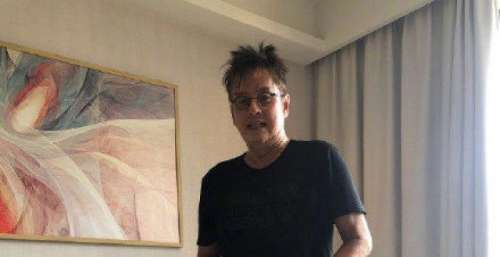 谭咏麟全身而退！睡粉事件后正式面，工作并没有受到影响