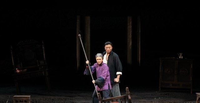 北京人艺上演新版《原野》 新人新解读获赞誉