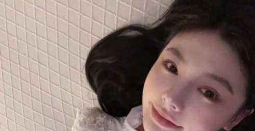 不可以嘴硬现实不是电影"女生头像