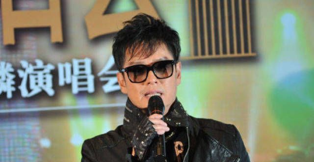 71岁谭咏麟身陷“睡粉门”，罗家英发声力挺：这年纪有心无力了