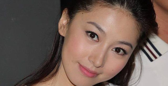 她是“虚竹”的老婆 演了50部戏也没走红，如今怎么样？