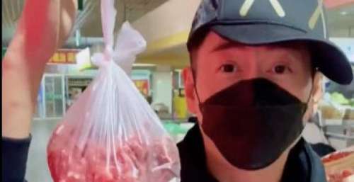 TVB知名男星逛内地菜市场，付款被抹零头太惊讶，无人认出适应好