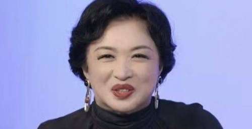 金星点评《追光吧》初舞台，8位哥哥得到好评，其他哥哥各有问题