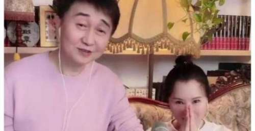 付笛声任静夫妇携儿子直播唱歌 放下身段为哪般？原来收入非常可观