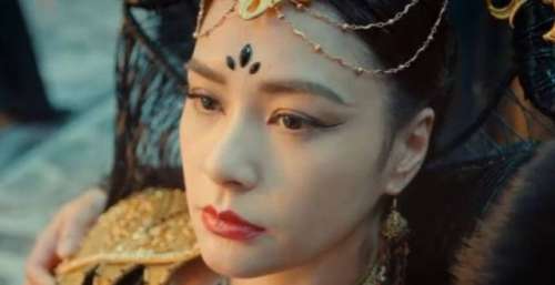 口碑不保！阿娇新片演“苏妲己”胖出新高度，电影评分仅2.8