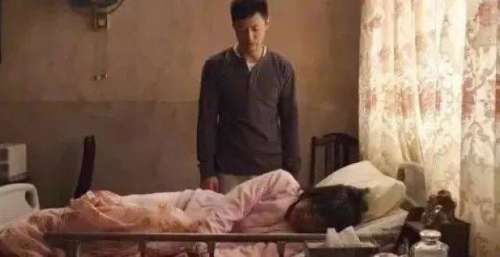 《一念无明》：无光