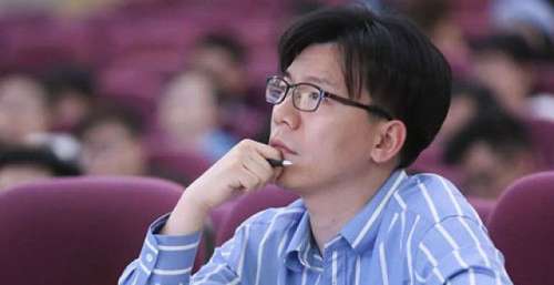 陈铭，会主持的辩手