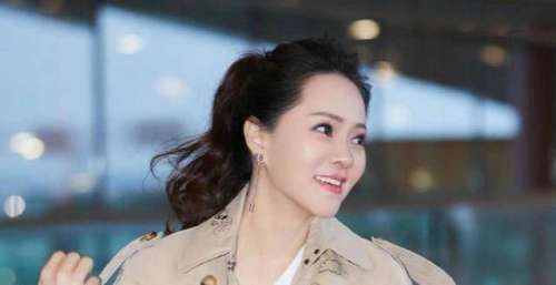 伊能静说，孩子长大她成奶奶了，自曝是高癌族群，健身养生为延寿