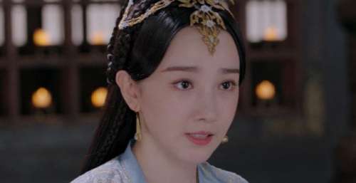 杨幂《斛珠夫人》又扑了，结局强行虐心惹观众不满，网播量仅30亿