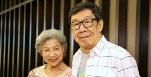 张国强参加聚会，周聪罗兰胡枫三大老戏骨同框，耄耋之年仍精神好