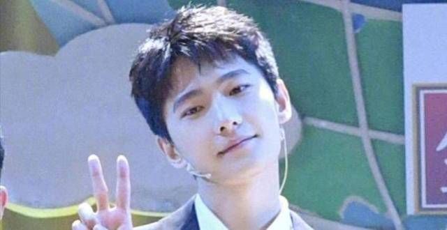 杨洋成《青春环游记3》重点，一记歪头杀，节目期待值瞬间拉满