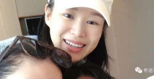 胡杏儿带8个月细仔北上陪拍剧赚人仔 可爱萌样抢晒镜成全场焦点