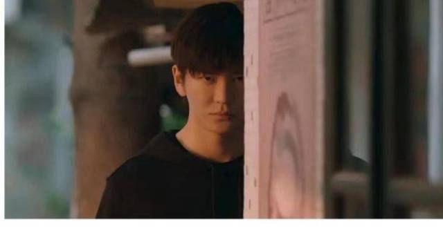 《女心理师》叶家辉火上热搜，他会成张东升后，又一童年阴影吗？