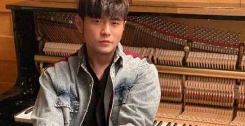 周杰伦10天50首歌，华晨宇《王牌对王牌》，谁更能代表华语乐坛？