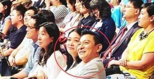 四大天王都是女儿奴？郭富城向刘德华要签名，只为讨女儿欢心