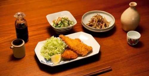 四方食事，不过一碗人间烟火，盘点适合在冬日观看的暖心美食影视